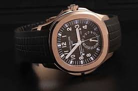 Replica Patek Philippe Aquanaut.jpg